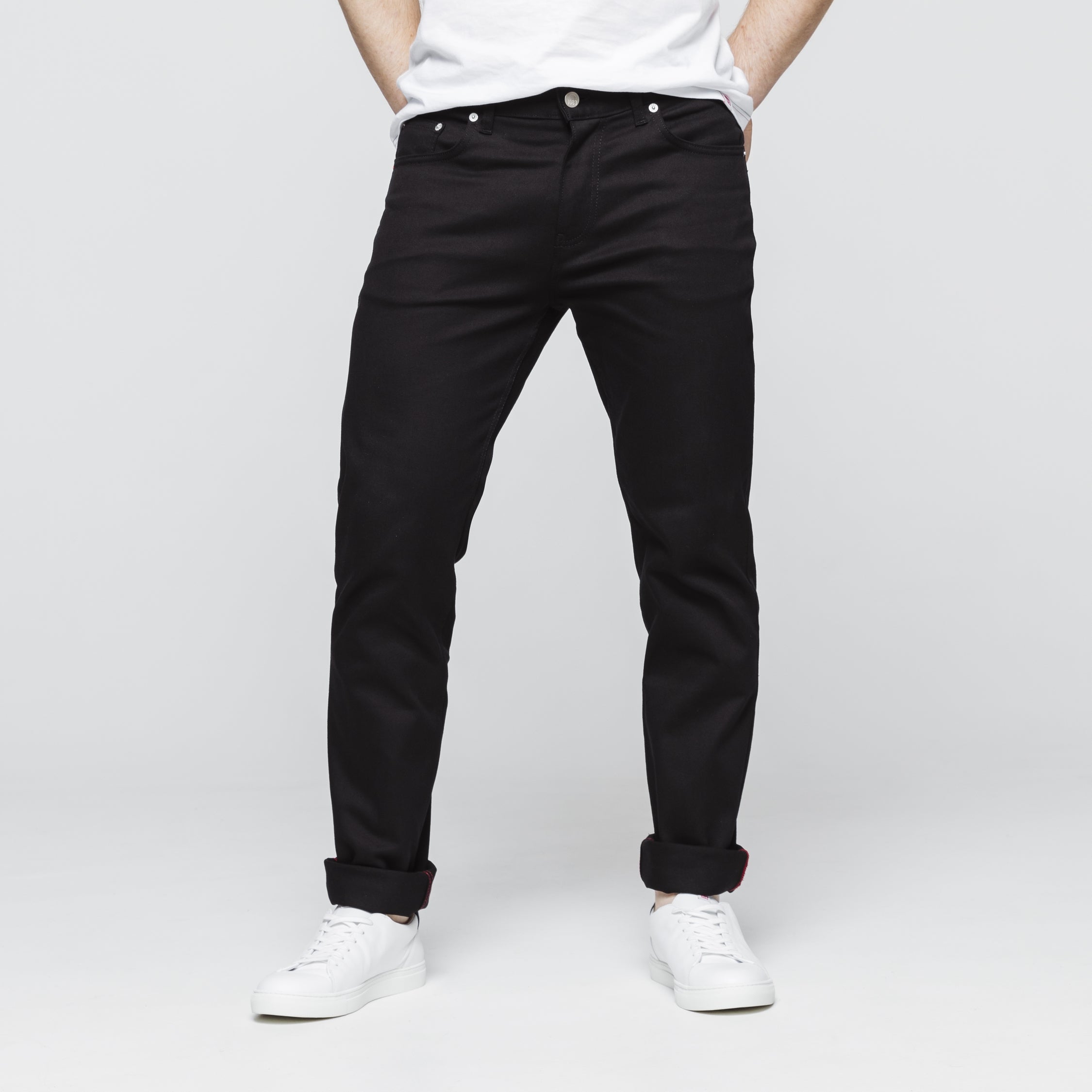 Jean ajusté 103 SuperDenim Flex noir
