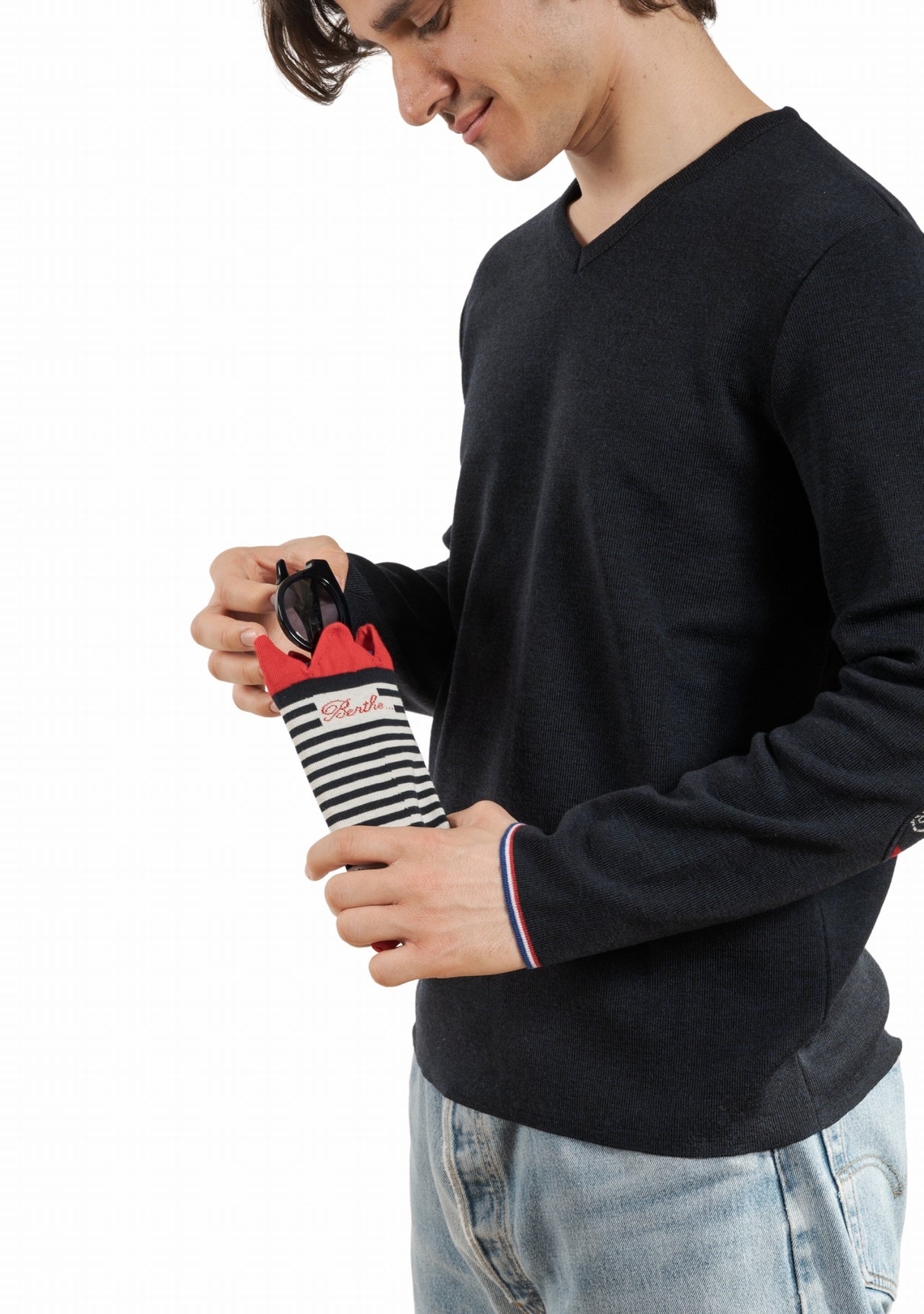 Pull marin homme col V Berthe La Baleine MARINE
