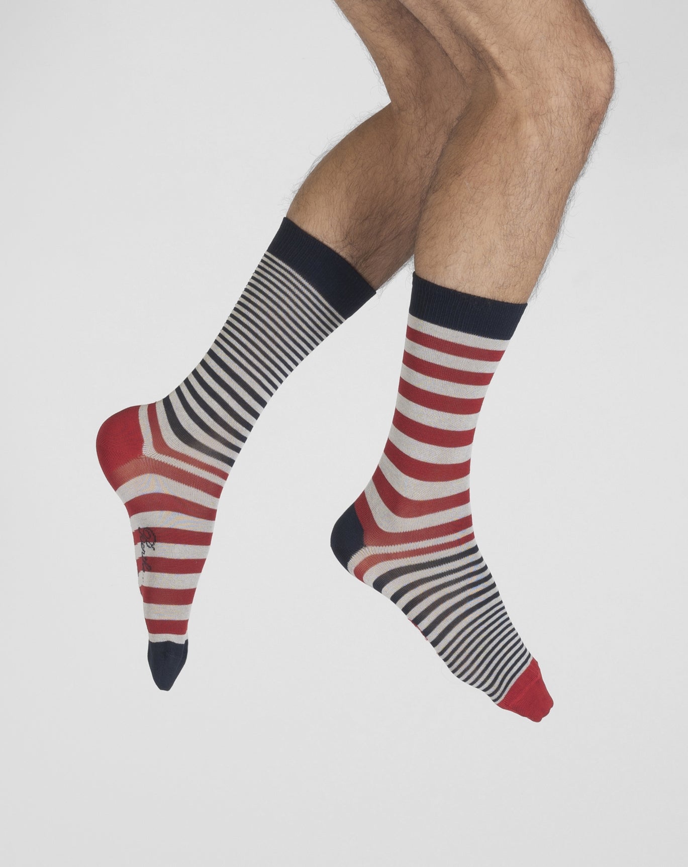 Chaussettes Homme Rayures Asymétriques ROUGE